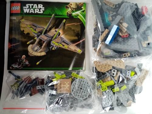 Lego Star Wars set 75024 in box