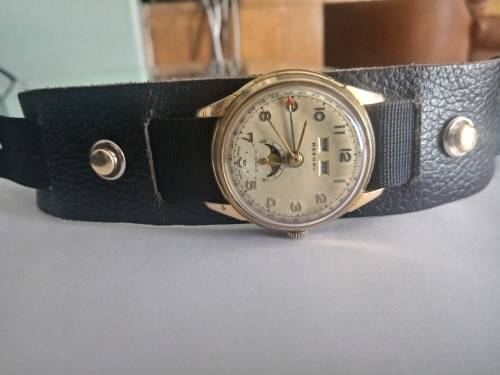 Beekay Triple Date Moonphase, Vintage Swiss Made, Free Shipping!