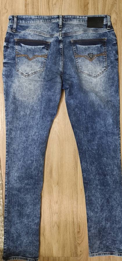 100% Original Guess Jeans - Mens Skinny Jeans Size : W34xL34 (Retail R1299)