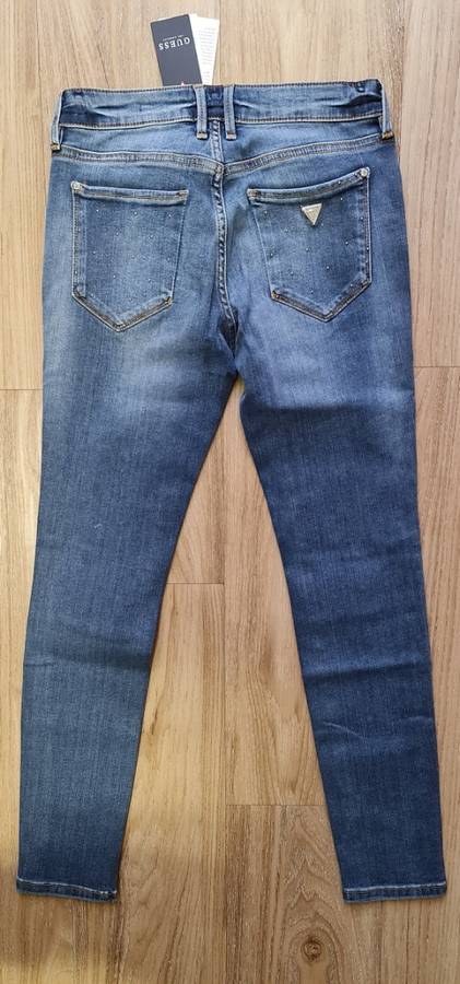 100% Original Guess Ladies Skinny Jeans - Guess Size 28 (SA Size 34) RETAIL R999 (Low Rise Skinny)