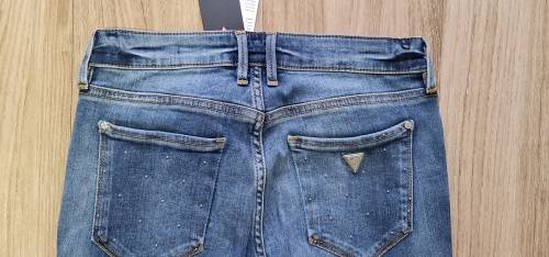 100% Original Guess Ladies Skinny Jeans - Guess Size 28 (SA Size 34) RETAIL R999 (Low Rise Skinny)