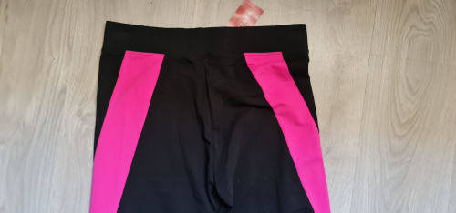 100% Original Guess Ladies Leggings (Rowland C/B Leggings) - Guess Size Large RETAIL R999