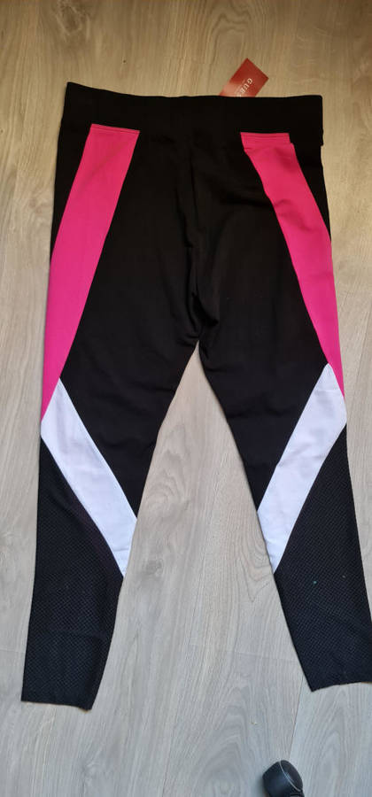 100% Original Guess Ladies Leggings (Rowland C/B Leggings) - Guess Size Large RETAIL R999
