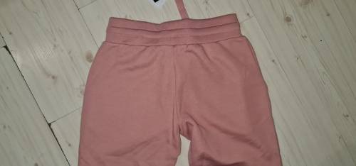 100% Original Guess Ladies Pants - Guess Size Large RETAIL R999