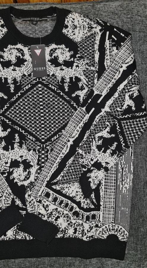 100% Original Guess Mens Jersey - X-Large (Retail R1099)