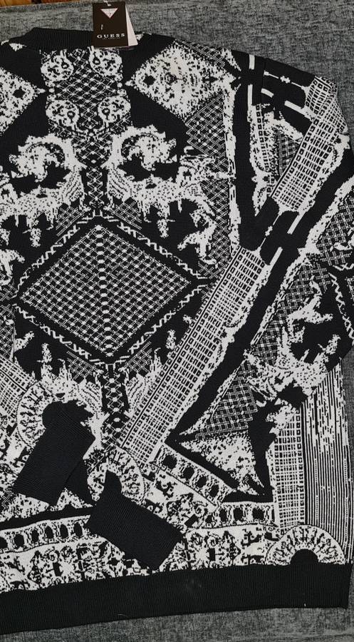 100% Original Guess Mens Jersey - X-Large (Retail R1099)