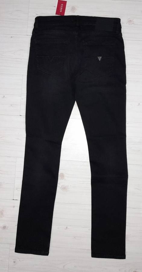 100% Original Guess Jeans - Mens Skinny Jeans Size : W33L34 (Retail R1299)