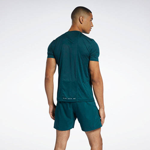 100% Original Reebok GJ6286 RE SS Tee - Large (Retail R599)