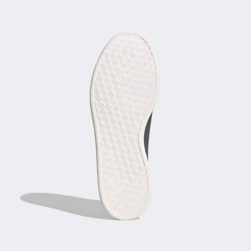 100% Original Adidas Adidas EE7696 Advantage Base - UK9 (Retail R1299)