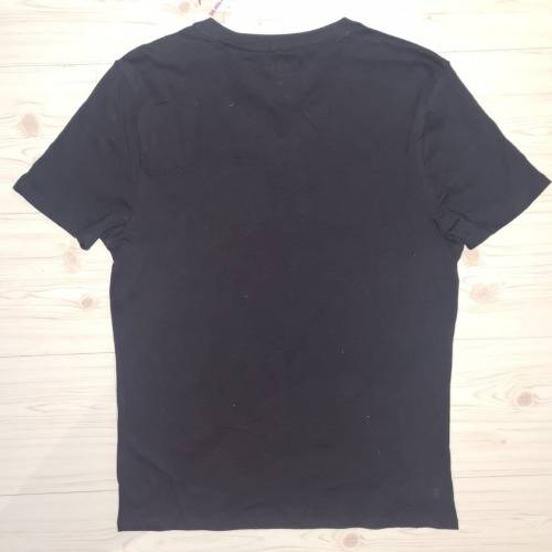 100% Original Mens Guess T-Shirt - Medium (Retail R599)