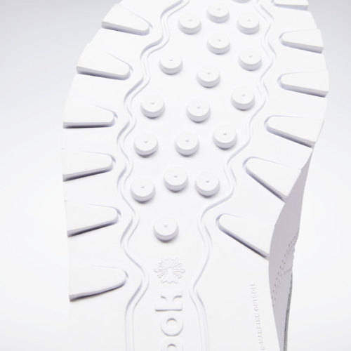 Reebok FY5028 CL LTHR WOMEN - UK8  (Retail R1299)