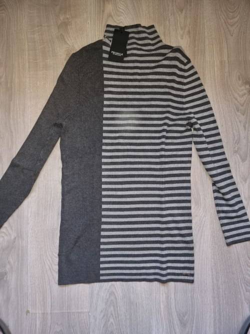 100% Original PRINGLE OF SCOTLAND Jersey - Size Medium RETAIL R1699
