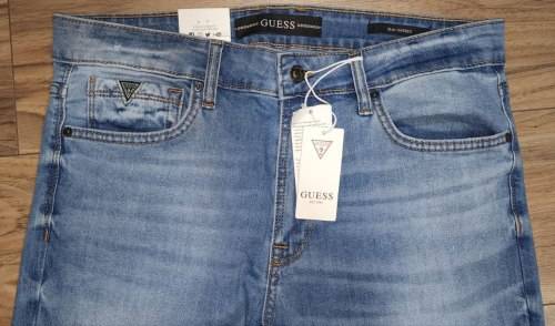 Guess Jeans - Men`s Slim Tapered Jeans Size : W34L32 (Retail R1299)