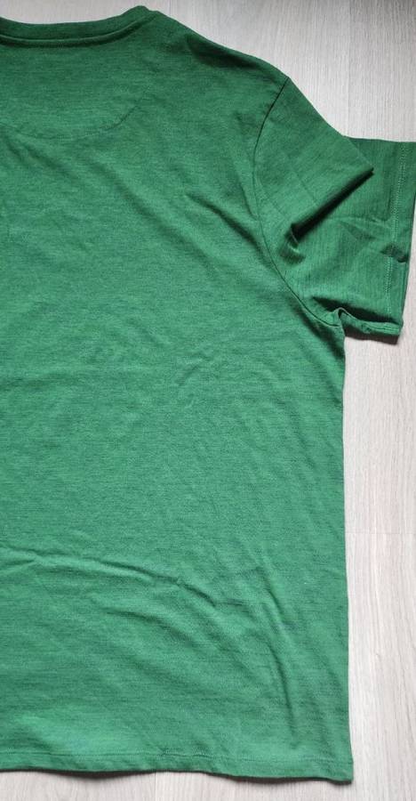 Original PRINGLE of Scotland T-Shirt - Large (Retail R999)