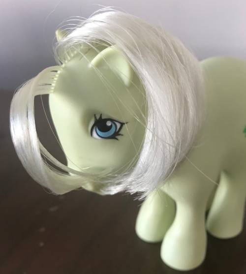 My Little Pony - Concave-Foot Collector's Pose Minty (1983)