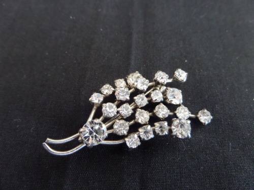 Antique Costume Jewellery Brooch