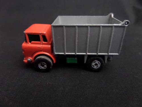 Matchbox Series 26 1970 G.M.C. Tipper Truck  Lesney made in England