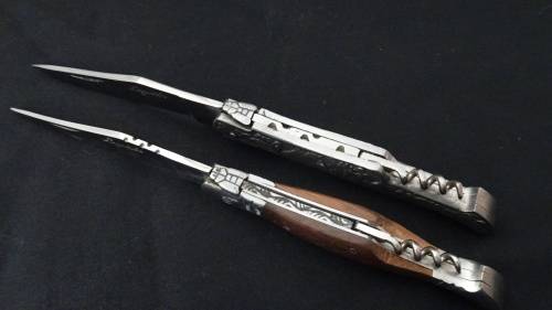 2 x Laguiole Pocket Knives in Excellent Condition