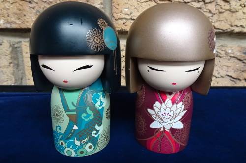 Beautiful Kimmidoll Collection dolls - Satoko and Yoshiko.  Height of Dolls Approximately 10,5 cm.
