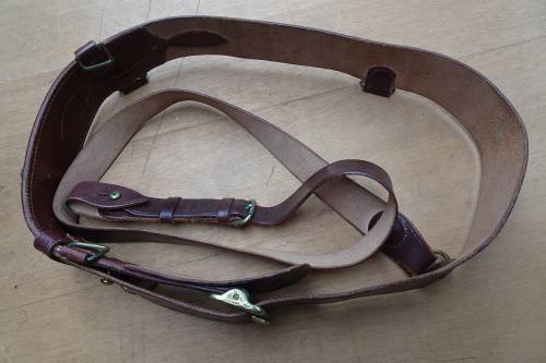 Stunning Vintage South African Defence Force Officers Sam Browne Belt and Cross-Strap Stamped 1941