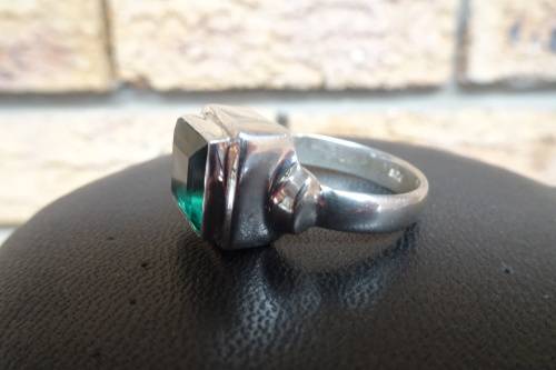Chunky Sterling Silver Men's Ring With Square Green Stone 10.8 g Diameter 20 mm Height 30 mm