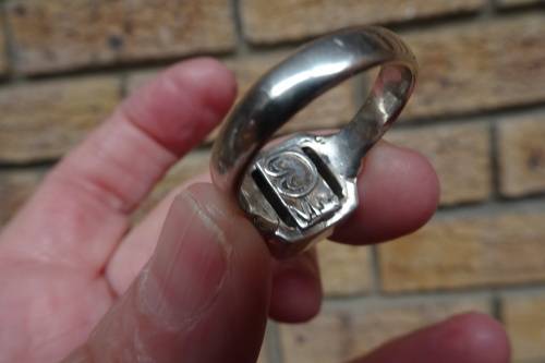 Chunky Sterling Silver Men's Ring With Square Green Stone 10.8 g Diameter 20 mm Height 30 mm