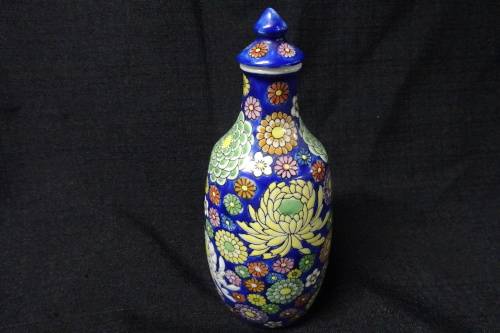 Beautiful Handpainted Japanese Pottery Set Small Jar With Lid, Five Small Bowls and One Small Saucer