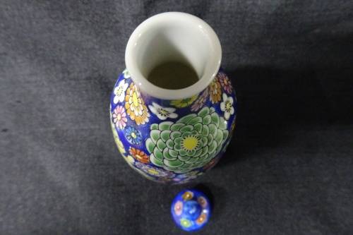 Beautiful Handpainted Japanese Pottery Set Small Jar With Lid, Five Small Bowls and One Small Saucer