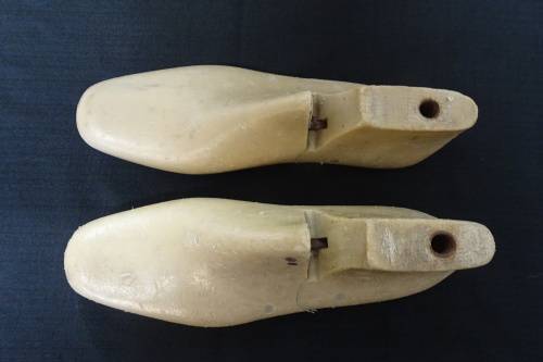 Vintage Pair of Size 7 Dress Shoe Lasts Made of Molded Plastic.