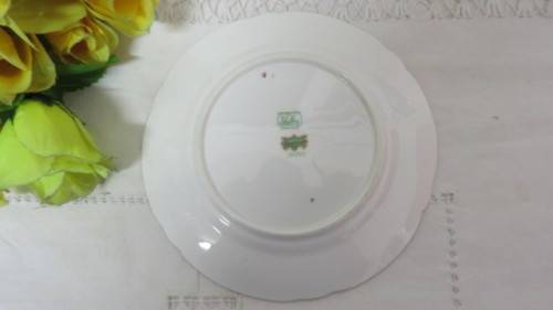 Pretty Vintage Shelly Fine Bone China Teacup, Saucer, Small Cake Plate #13290. Made in England.