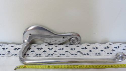 Gorgeous Vintage Carrol Boyes (1954-2019) Aluminium `Wave` Paper Towel Rail 34,5 x 10 x 8,5 cm