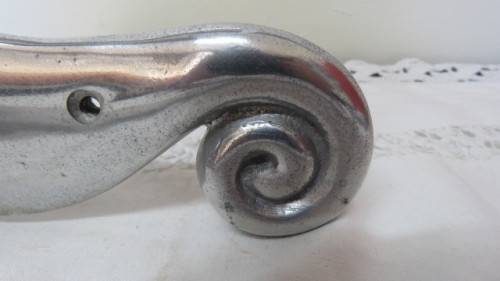 Gorgeous Vintage Carrol Boyes (1954-2019) Aluminium `Wave` Paper Towel Rail 34,5 x 10 x 8,5 cm