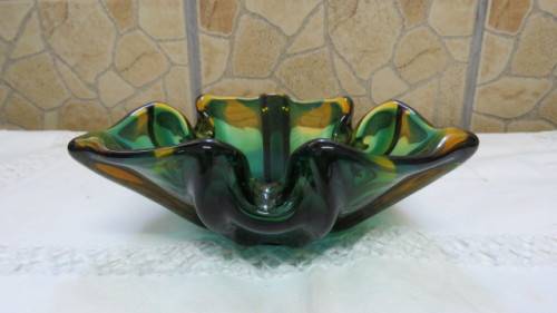 Beautiful Vintage Murano Green/Turquoise/Amber Glass Ashtray 17 x 16 cm H: 6 cm