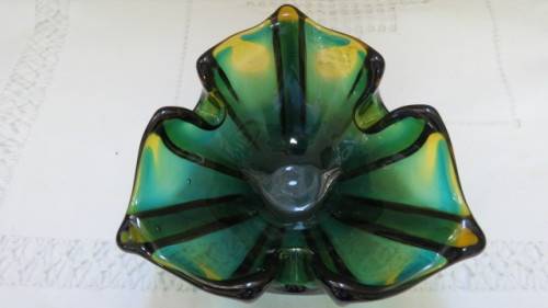 Beautiful Vintage Murano Green/Turquoise/Amber Glass Ashtray 17 x 16 cm H: 6 cm