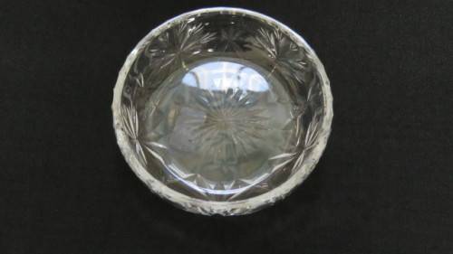 Pretty Vintage Edinburgh Scotland Small Cut Crystal Glass Trinket Bowl D: 9,7 cm H: 3 cm