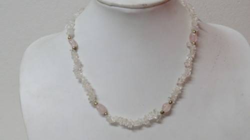 Collection of Seven Vintage Ladies Necklaces. Details in Description.