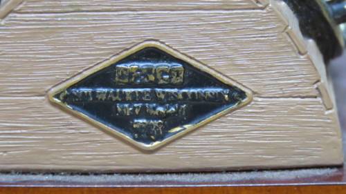 Interesting Vintage Mounted Desco MkV United States Navy Deep Sea Diving Helmet Paperweight H: 14 cm
