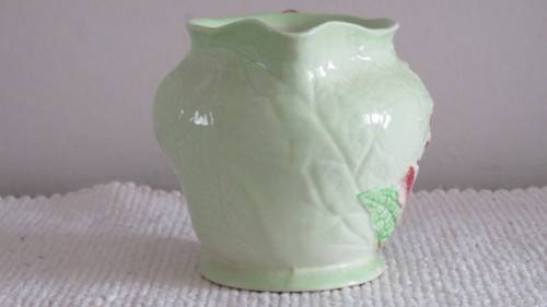 Fantastic Vintage Carlton Ware Custard Jug With Foxglove Pattern H: 11 cm