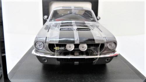 Boxed Jada Toys Bigtime Muscle Die Cast 1967 Shelby GT-500 Custom Engine & Interior Scale 1:18