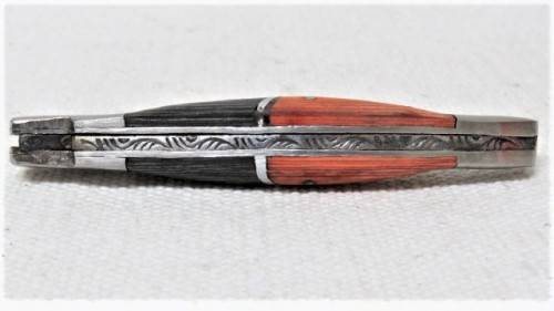 Fantastic Vintage `Laguiole` Folding Knife Two Tone Ochre/Brown Wood Handle L: 21 cm