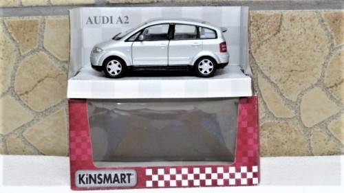 Boxed Kinsmart Die Cast Audi A2 With Pull Back Action #5047 Scale 1:34 L: 12,5 cm
