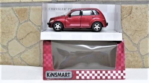 Boxed Kinsmart Die Cast Chrysler PT Cruiser With Pull Back Action #5031 Scale 1:34 L: 12 cm