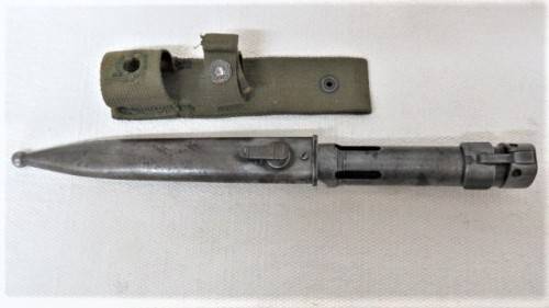 Vintage Union Of South Africa R1 Rifle Bayonet With Web Frog and Metal Scabbard #188303 L: 32 cm