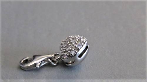 Lovely Vintage Sterling Silver Small Puffy Heart Pendant With Rhinestones 9 x 9 mm (1.8 g)