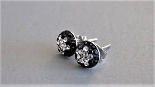 Small Vintage Black Stone/Rhinestone Round Stud Earrings Sterling Silver Backing D: 9 mm (1.3 g)