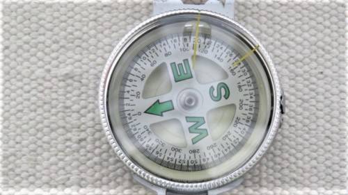 Awesome Vintage Engineer Lensatic Directional Compass 53 x 75 x 23 mm