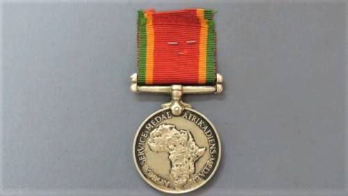 Four WW II Silver Africa Service Medals Issued to Various People Details in Description 136.9 g