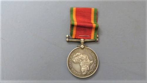 Four WW II Silver Africa Service Medals Issued to Various People Details in Description 136.9 g