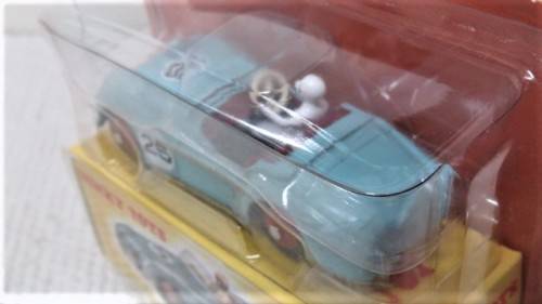 Boxed And Sealed Die Cast DeAgostini Dinky Toys Triumph TR2 Sports #111 Scale 1:43