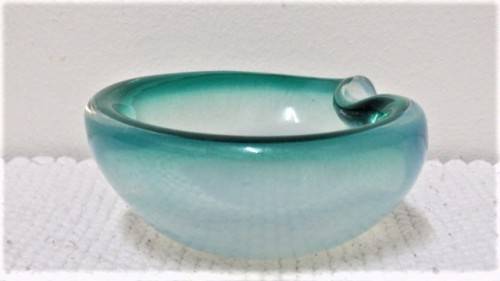 Beautiful Vintage Murano Teal Coloured Small Glass Bowl 100 x 80 mm
